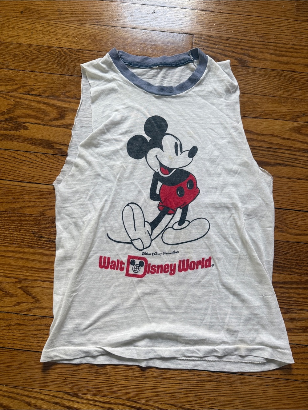 Vintage Disney White Tank Top with Mickey Mouse 90s